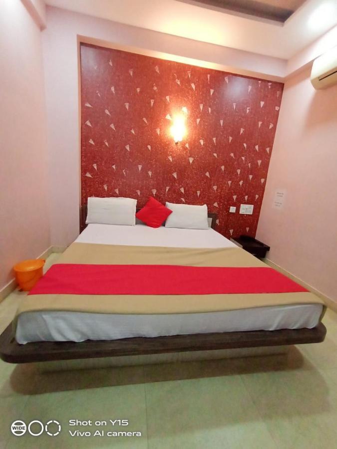 Shree Hotel Shivdhara Сомнатх Экстерьер фото